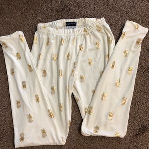 NWOT Simply Southern pineapple leggings